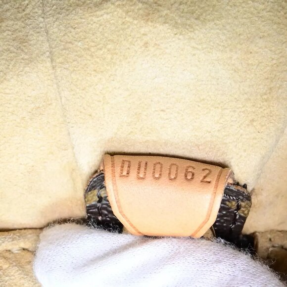 LOUIS VUITTON Logo Looping GM Shoulder Bag Monogram Leather Brown - Picture 3 of 16